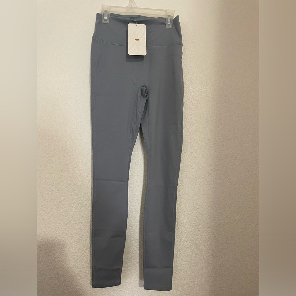 Fabletics Trinity High Waisted Pocket Leggings Color: Rain Cloud